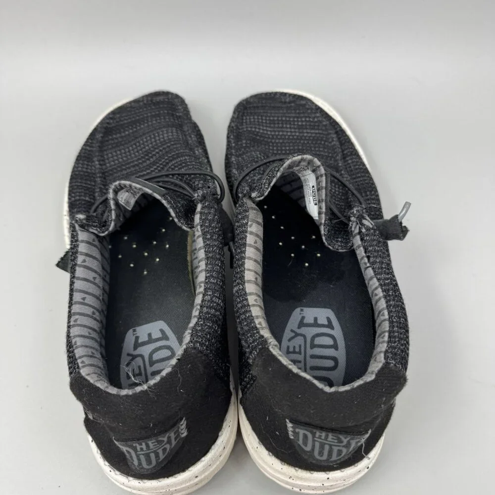 Hey Dude Wally Sox Men's Size 9 Black & White Ultralight Style Slip-On Shoes